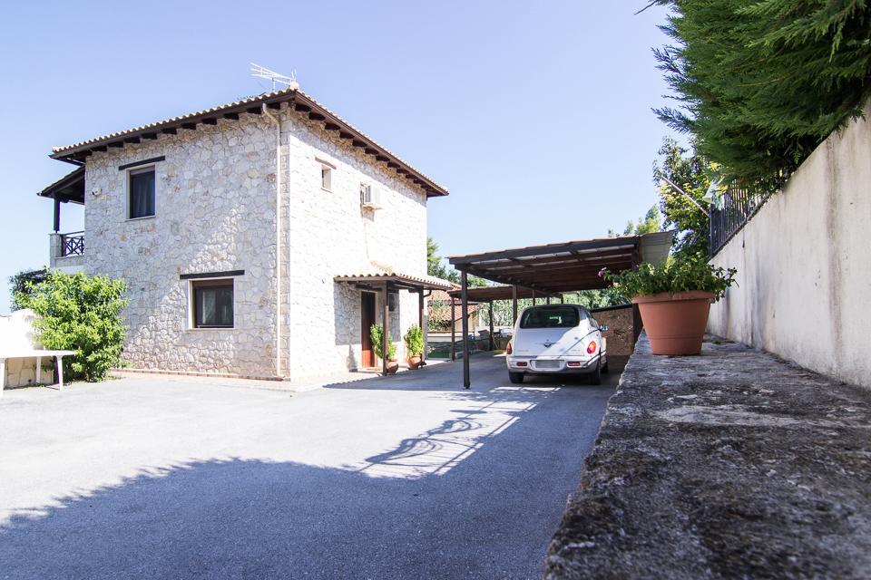 Villa Daphne